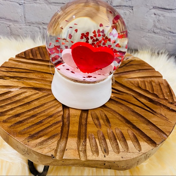 Rae Dunn AMORE Hearts Snow Globe Birthday Holiday Gift - Picture 3 of 5
